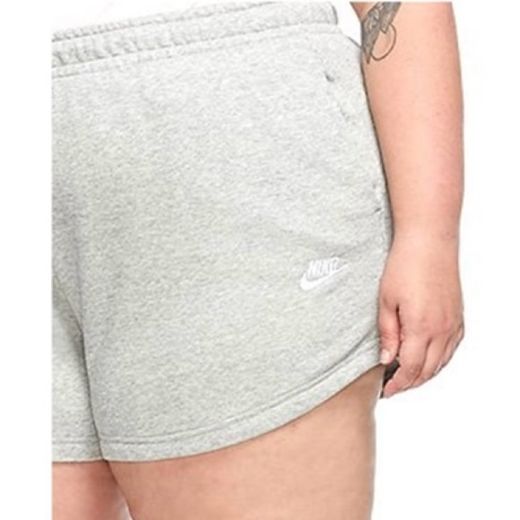 Women’s Nike Sportswear Essential Fleece Standard Fit High Rise Gray Shorts 3X - Picture 2 of 13